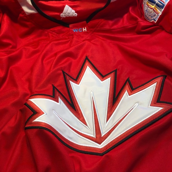 Adidas Authentic Team Canada 2016 World Cup of Hockey Jersey Red XXXL has strap - Picture 5 of 16